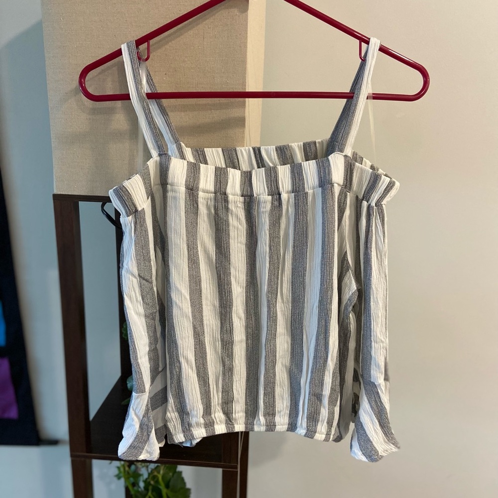 🤍Cold Shoulder Pearl Embellished Gray & White Striped Top